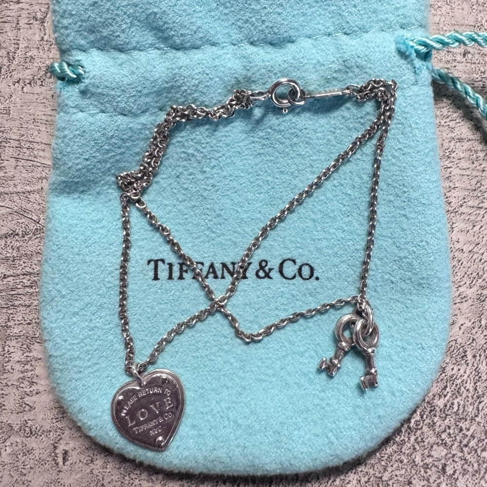 Tiffany & Co. Silver Love Heart Pendant Bracelet